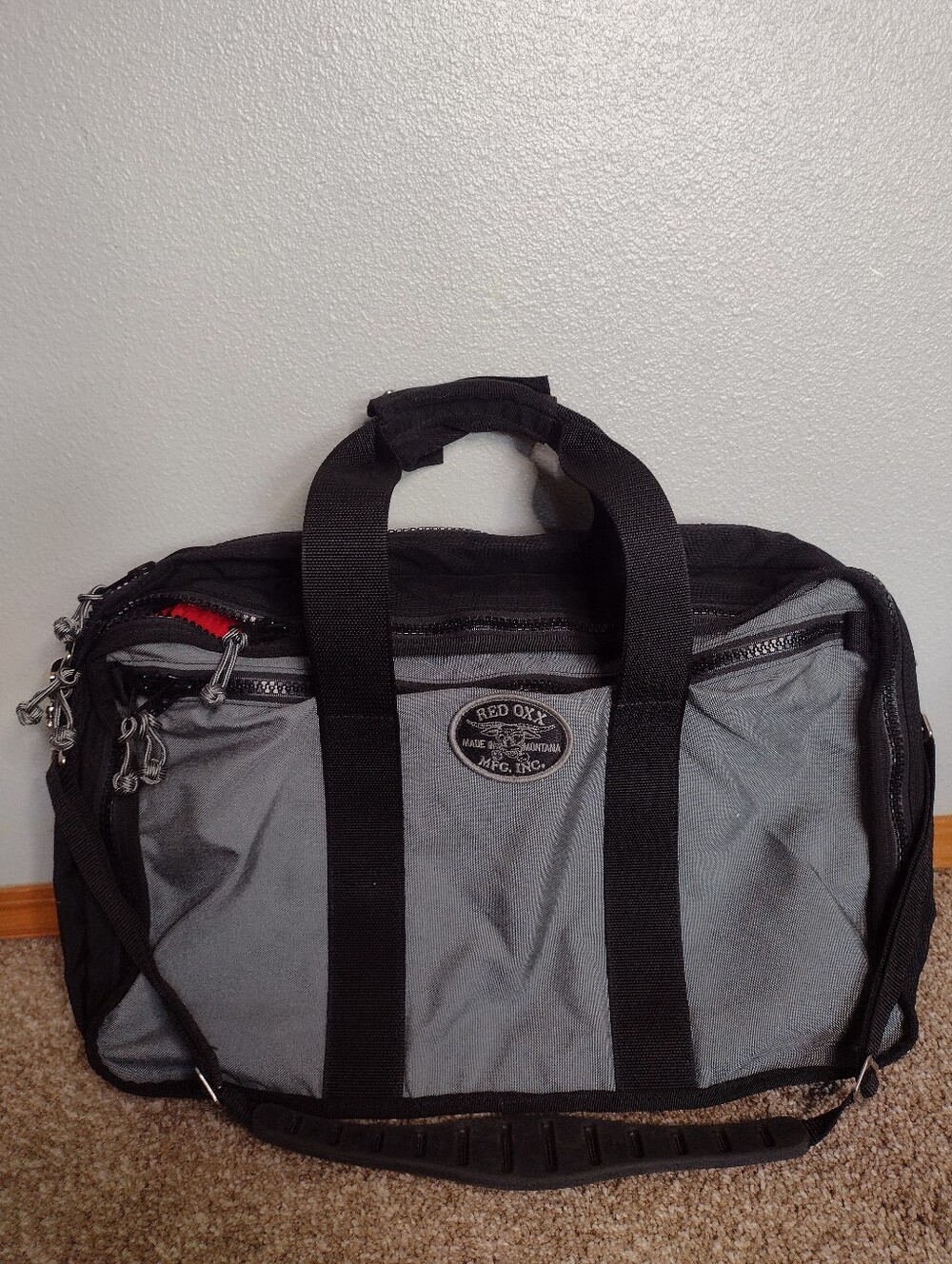 Red Oxx Air Boss Carry-On Bag Black Gray Made in USA Travel Luggage Zippers